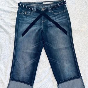 DKNY Jeans in size 10 low rise capri style in excellent condition fade effect